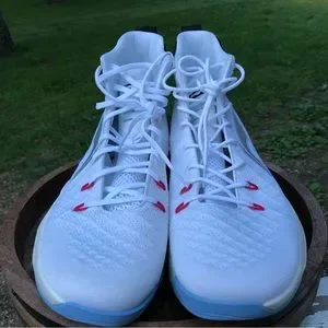Li Ning YuShuai XIII Mid Men’s C.J. McCollum Professional Basketball Shoes NWT C.J. McCollum Talks His Signature Sneaker main image 4